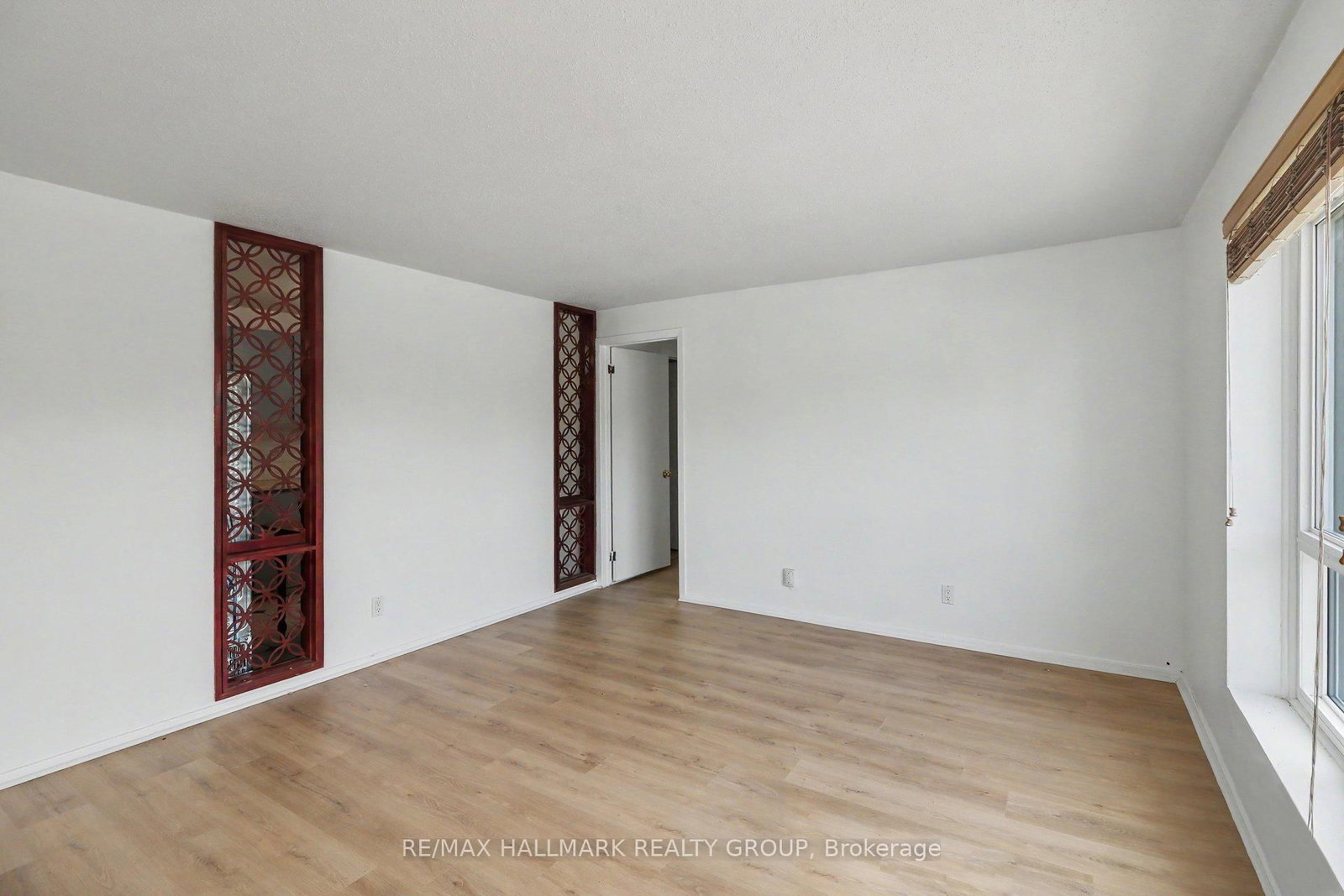 900 Elmsmere Road • #8 • Ottawa, ON photo 4
