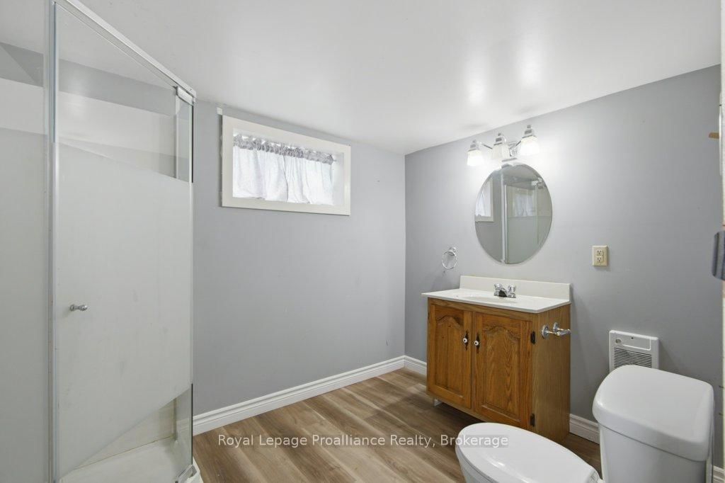 395 Sidney Street • Quinte West, ON photo 21