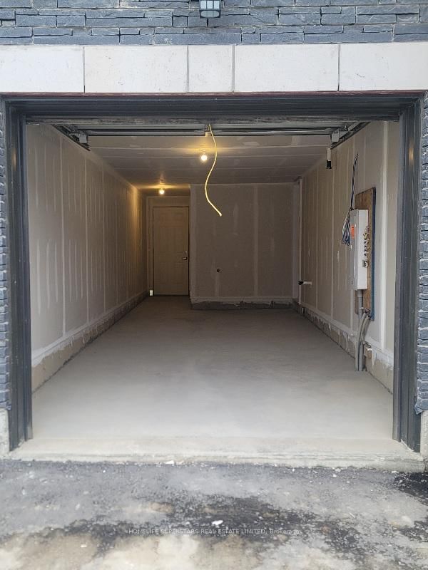 14 Baskett Street