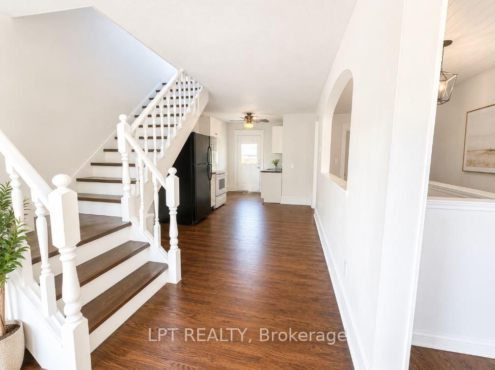 219 Erie Avenue • Brantford, ON photo 17