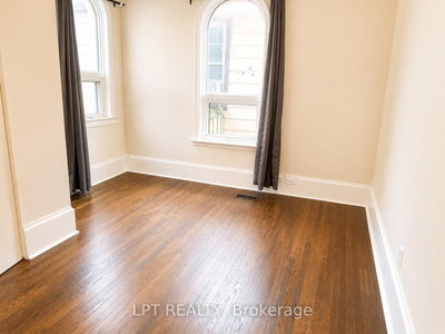 219 Erie Avenue • Brantford, ON photo 9