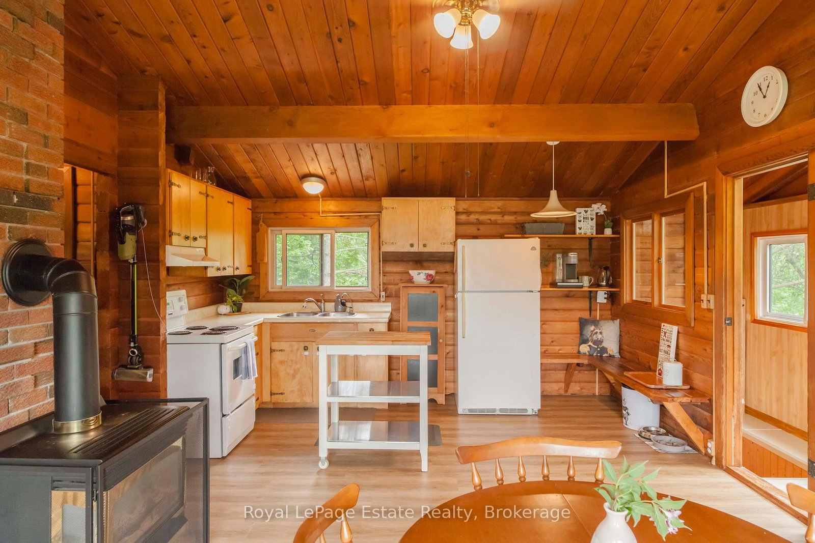 502788 Grey Road 1 • Georgian Bluffs, ON photo 18