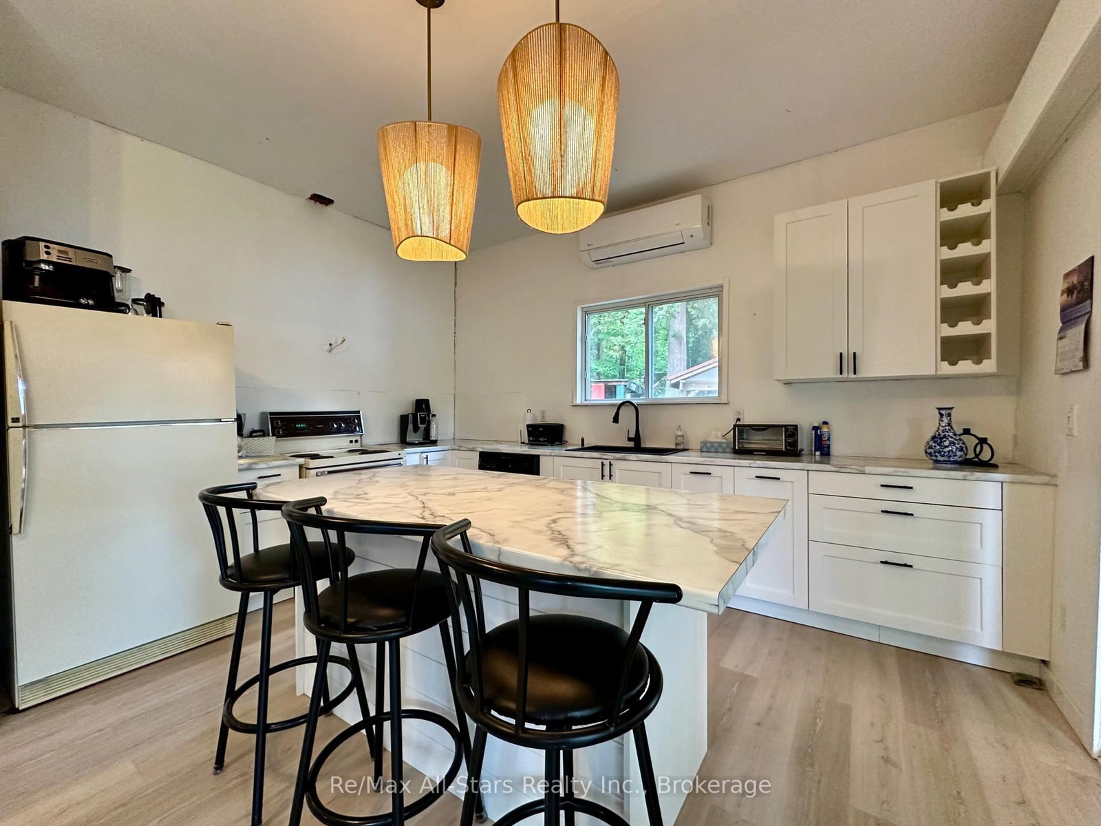 38 Dewey's Island • Kawartha Lakes, ON photo 10