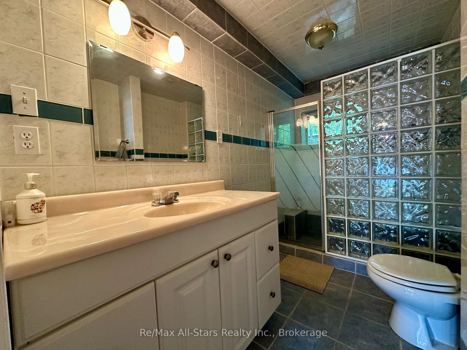 38 Dewey's Island • Kawartha Lakes, ON photo 14