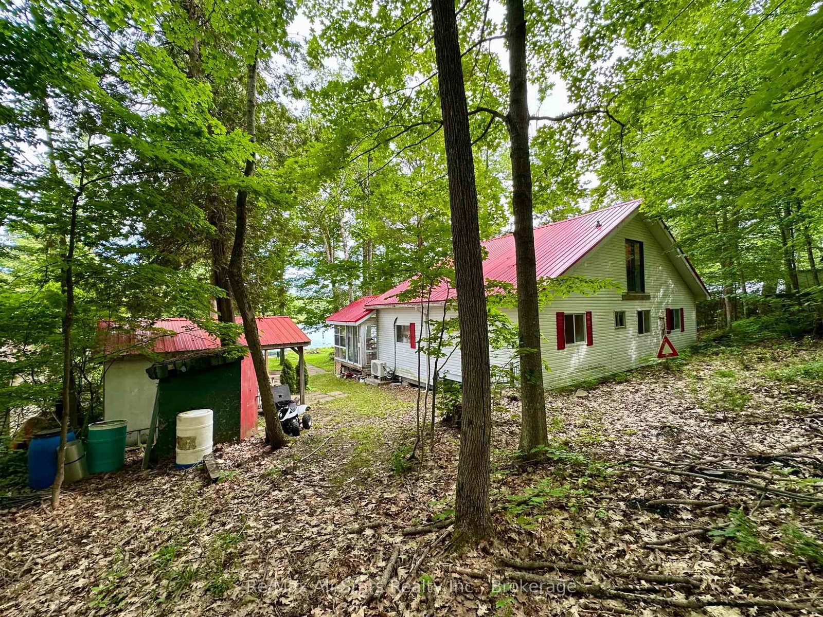 38 Dewey's Island • Kawartha Lakes, ON photo 31