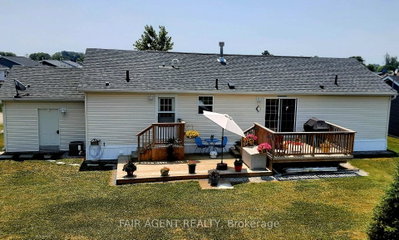 7 Forest Trail • Haldimand, ON photo 2