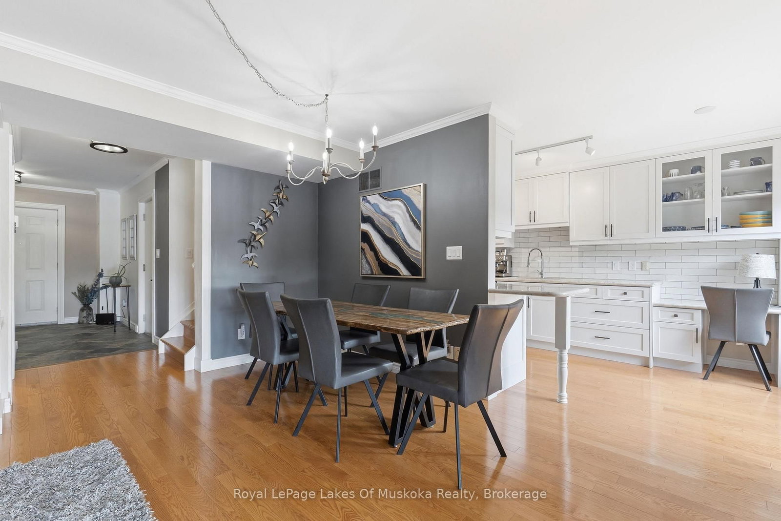 21 John Street • Huntsville, ON photo 13