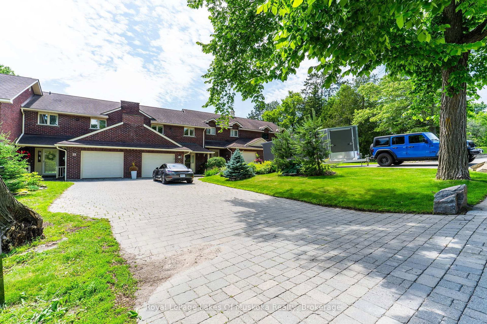 21 John Street • Huntsville, ON photo 39