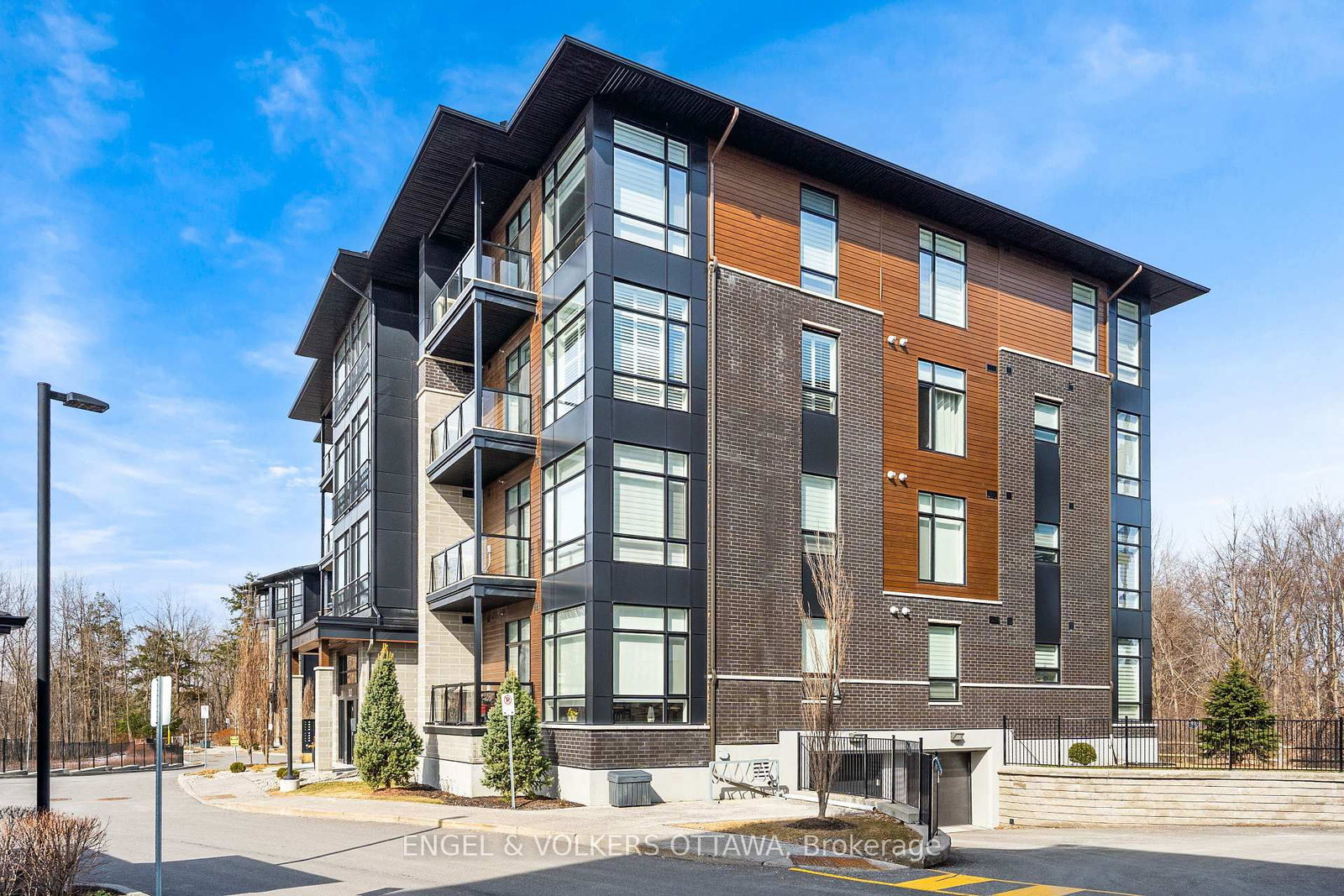 110 Cortile Private • #402 • Ottawa, ON photo 27