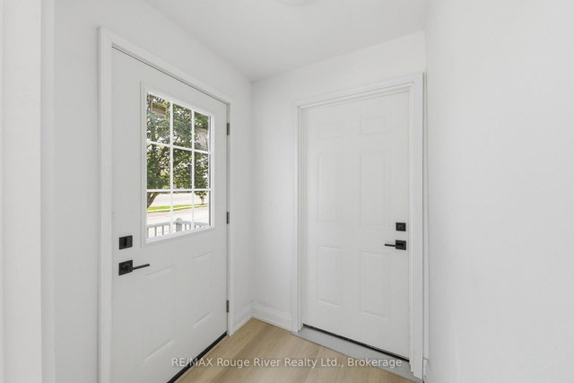 Unit B - 144 Macdonald Avenue