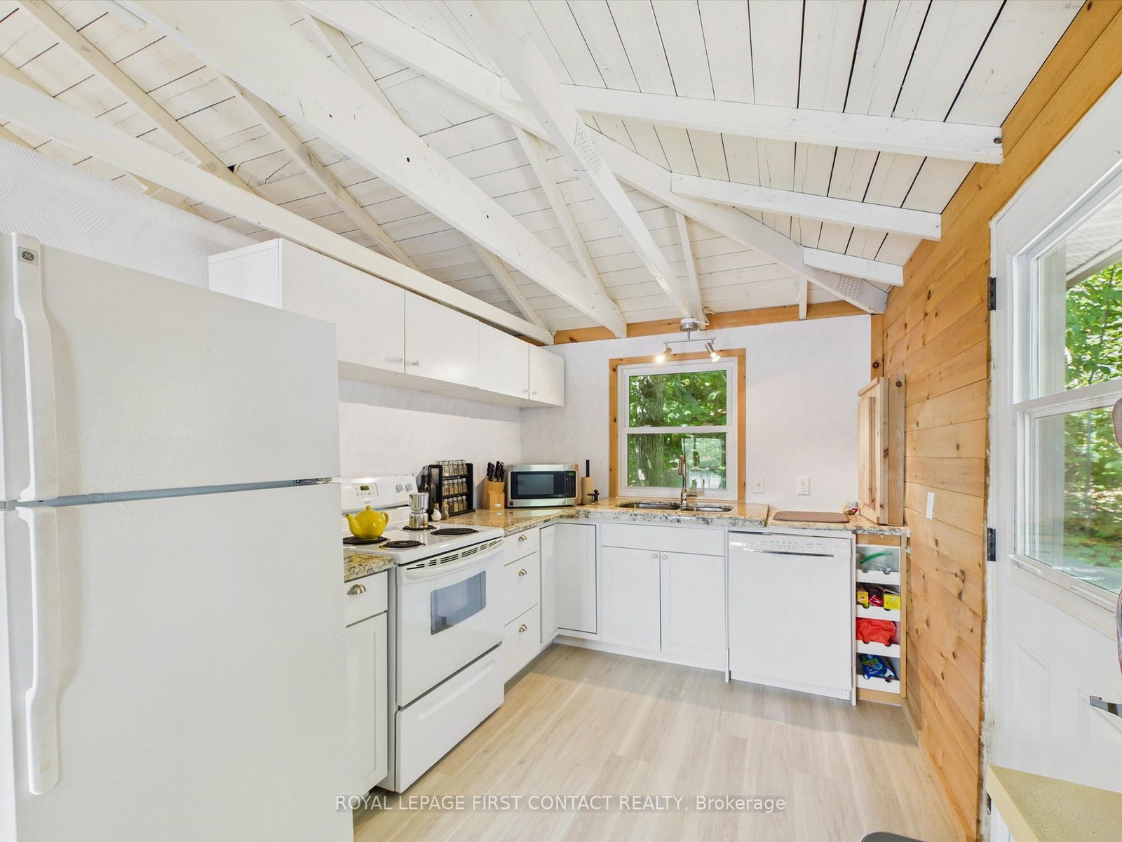 321 Healey Lake W/A • The Archipelago, ON photo 11