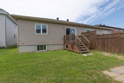 367 Trillium Circle — photo 2