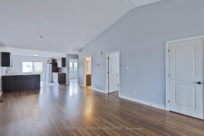 367 Trillium Circle — photo 4