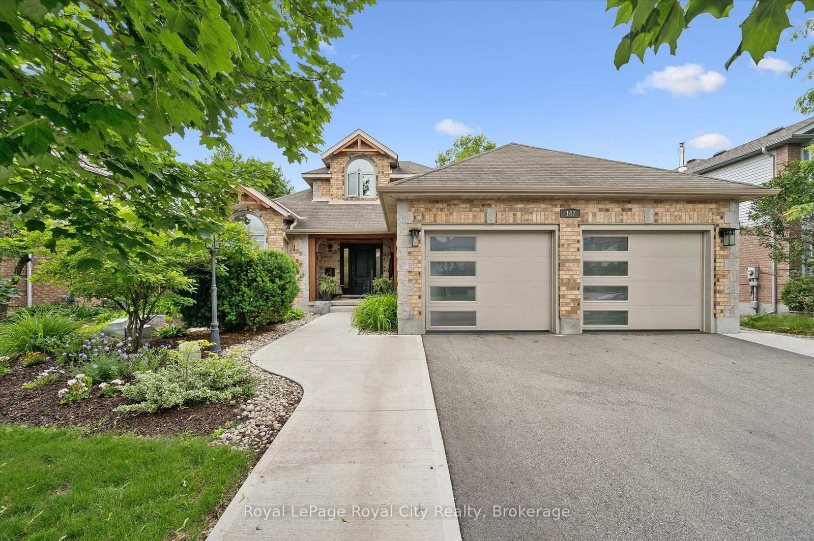 147 Downey Road • Guelph, ON photo 2