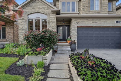 422 Rideau River Street — photo 2
