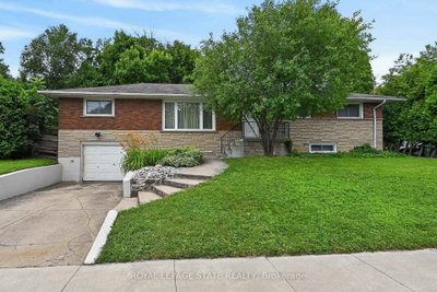 27 Ainslie Avenue — photo 2