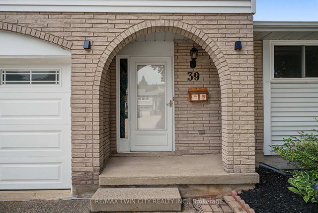 39 Southwood Drive