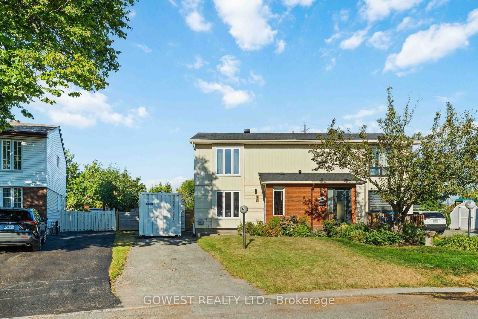 94 Fieldgate Drive • Ottawa, ON photo 1