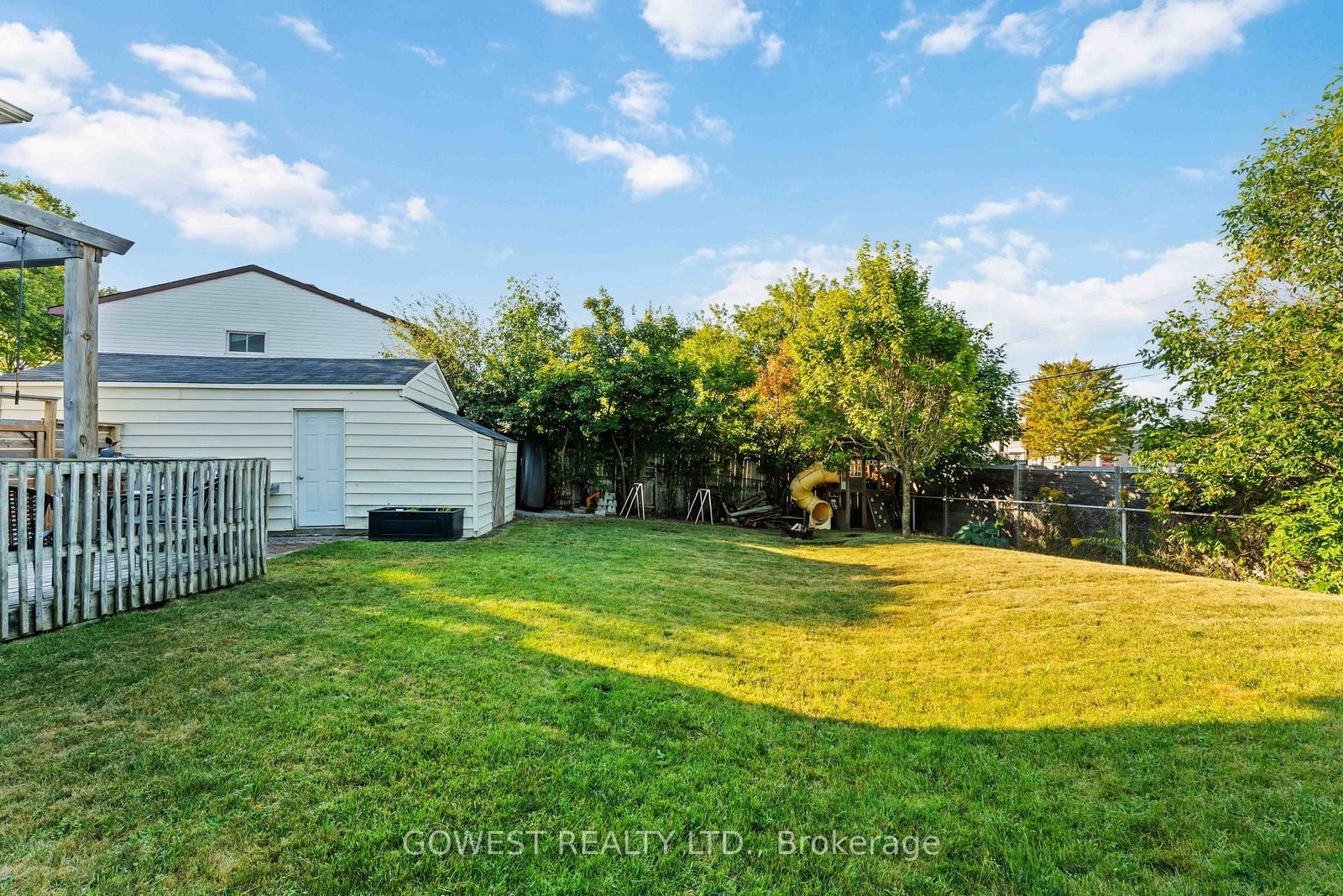 94 Fieldgate Drive • Ottawa, ON photo 30
