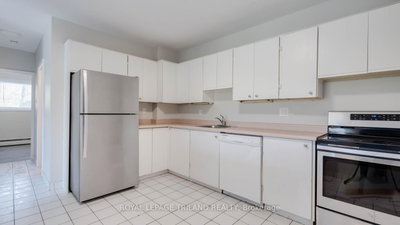 320-324 Thompson Road — more photos