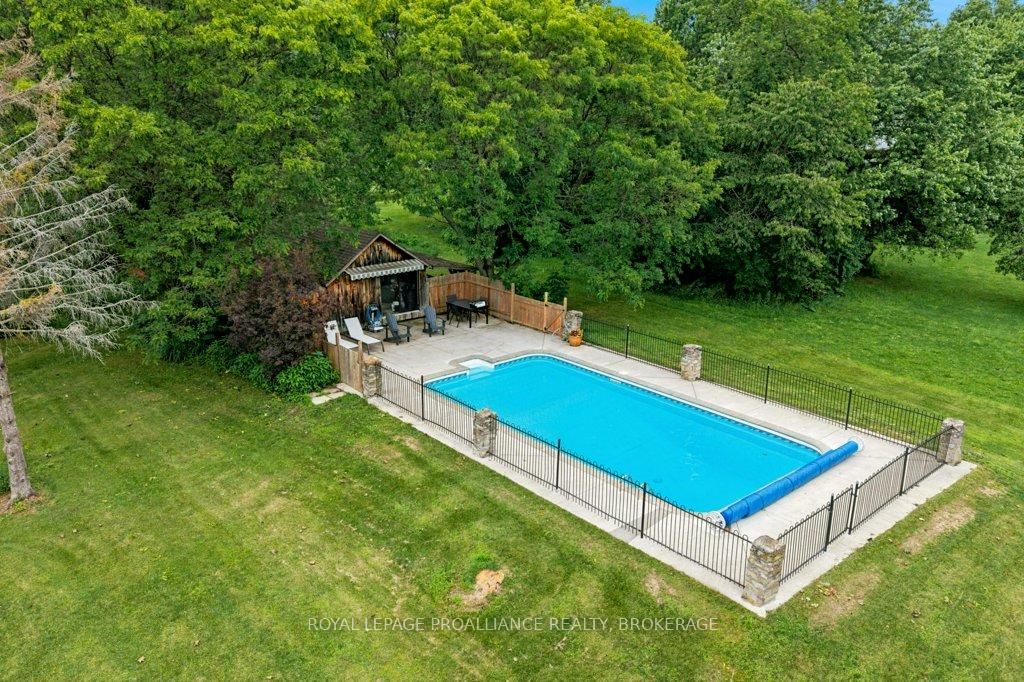 2576 Howe Island Drive • Gananoque, ON photo 39