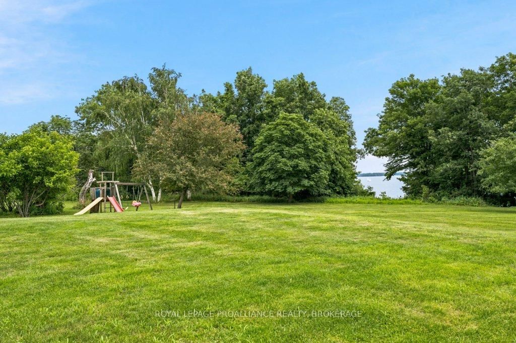 2576 Howe Island Drive • Gananoque, ON photo 41
