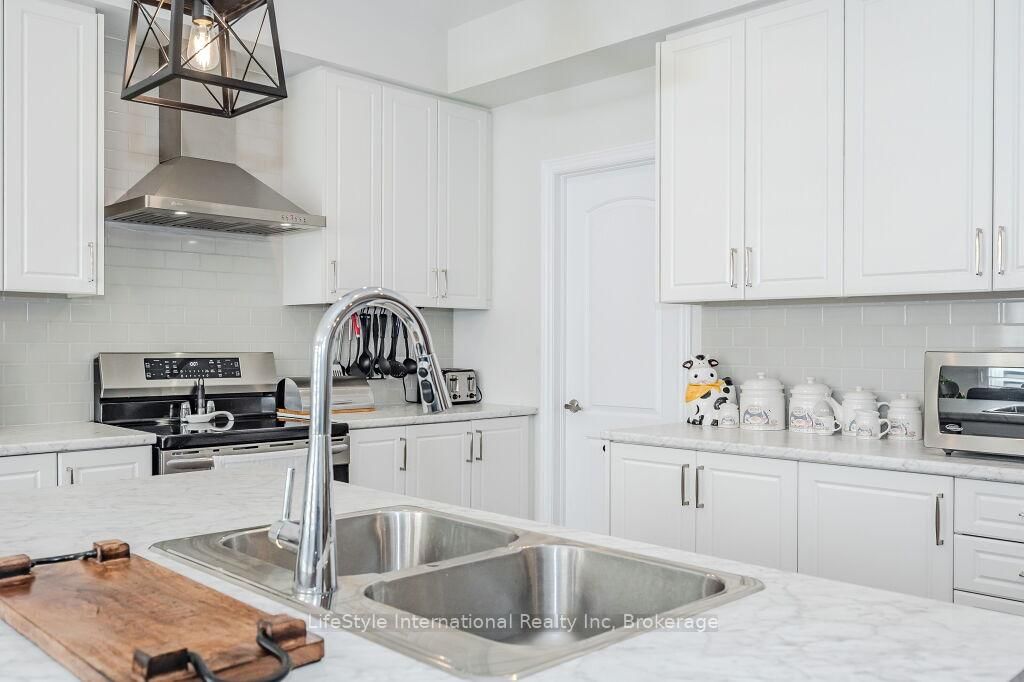 55 Povey Road • Centre Wellington, ON photo 14