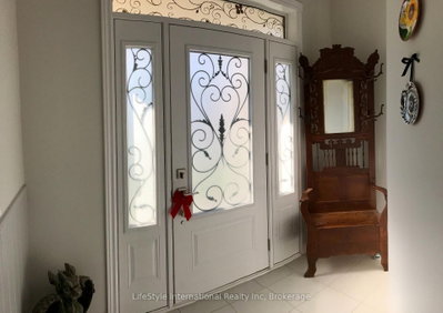 55 Povey Road • Centre Wellington, ON photo 2
