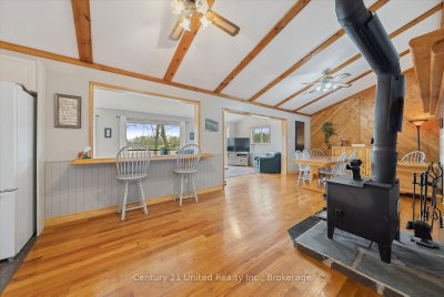 179 Long Island • Otonabee-South Monaghan, ON photo 8