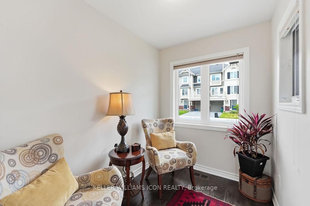 428 White Arctic Avenue • Ottawa, ON photo 5