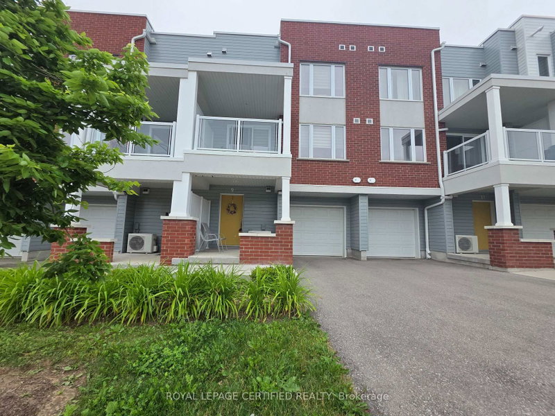 home for lease on 9 Valencia Avenue