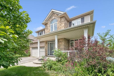 164 MacLennan Street — photo 3
