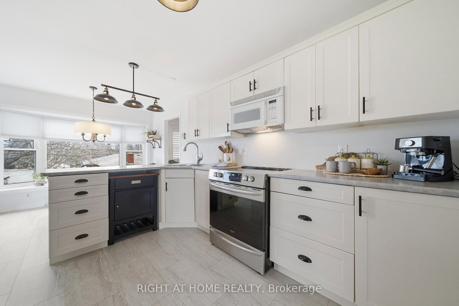 20 Argyle Crescent • Prince Edward County, ON photo 11