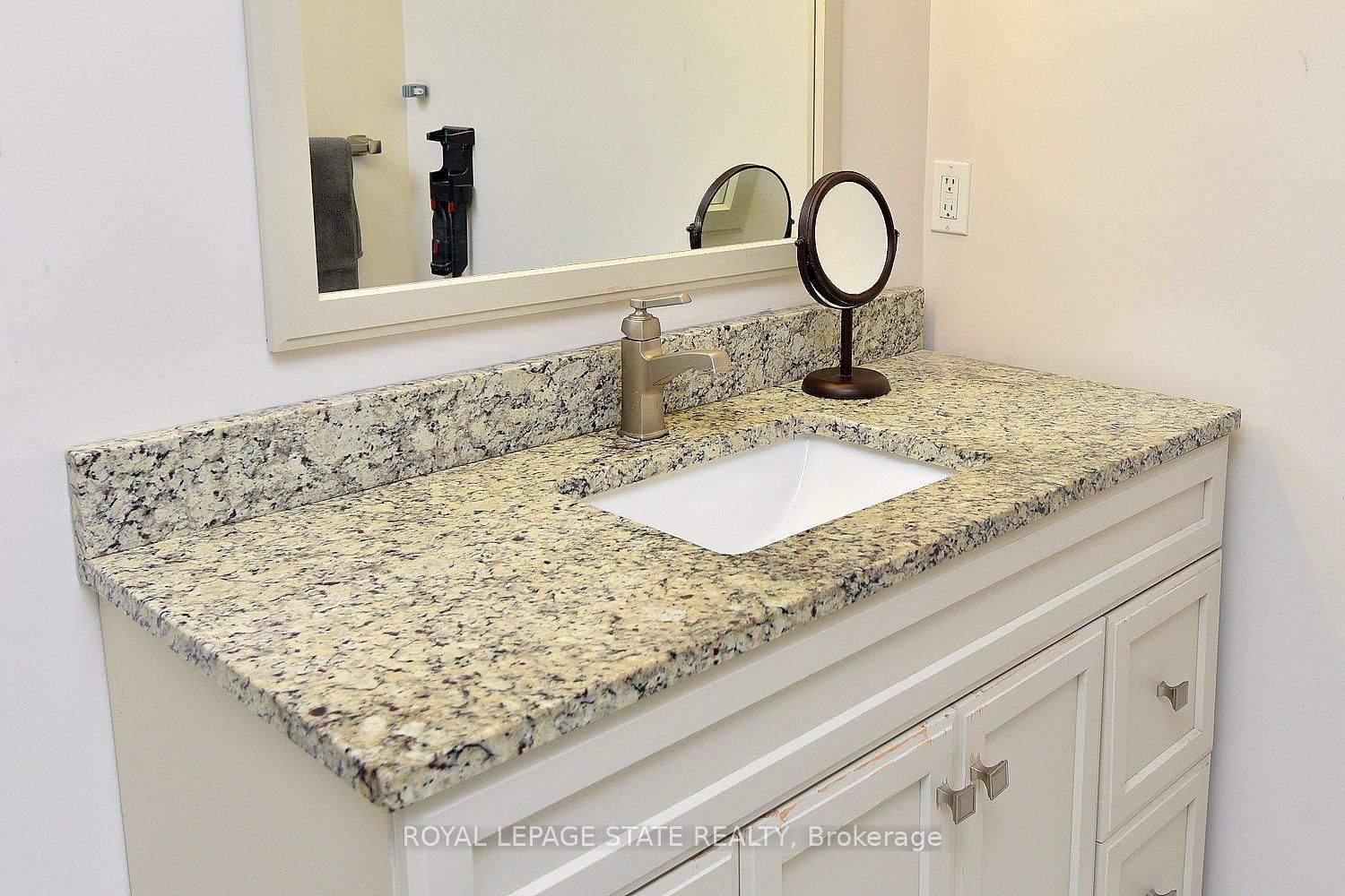 75 Josephine Drive • Hamilton, ON photo 24