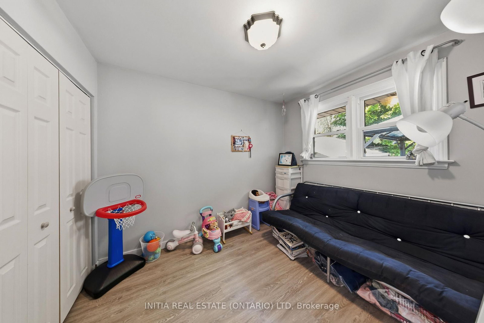 97 Grey Crescent • Sarnia, ON photo 18