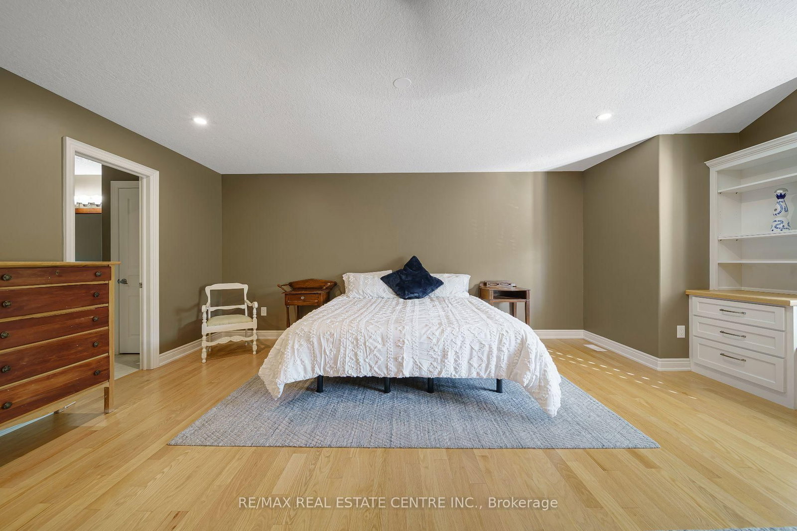112 Dirksen Court • Kitchener, ON photo 23