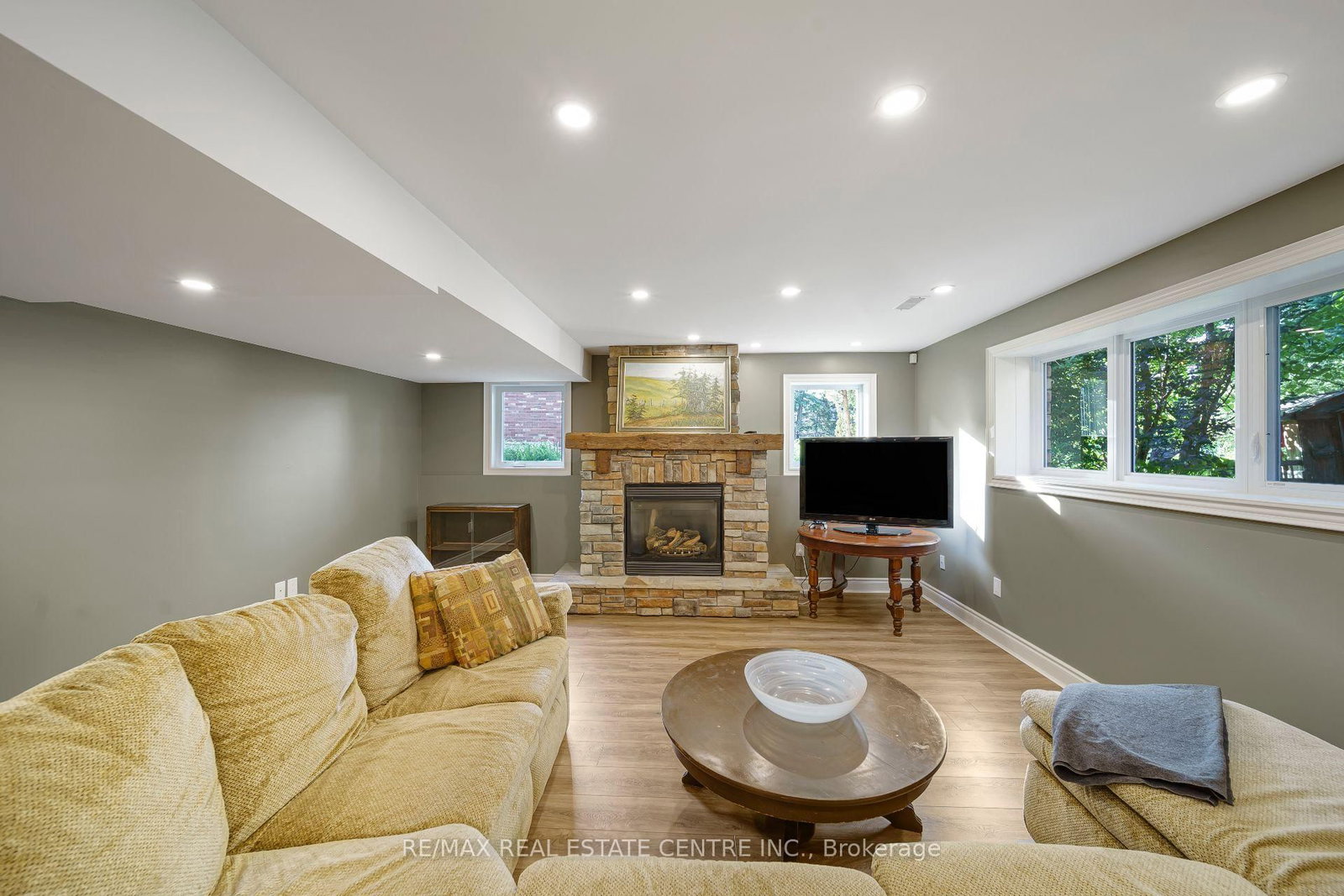 112 Dirksen Court - Photo 36