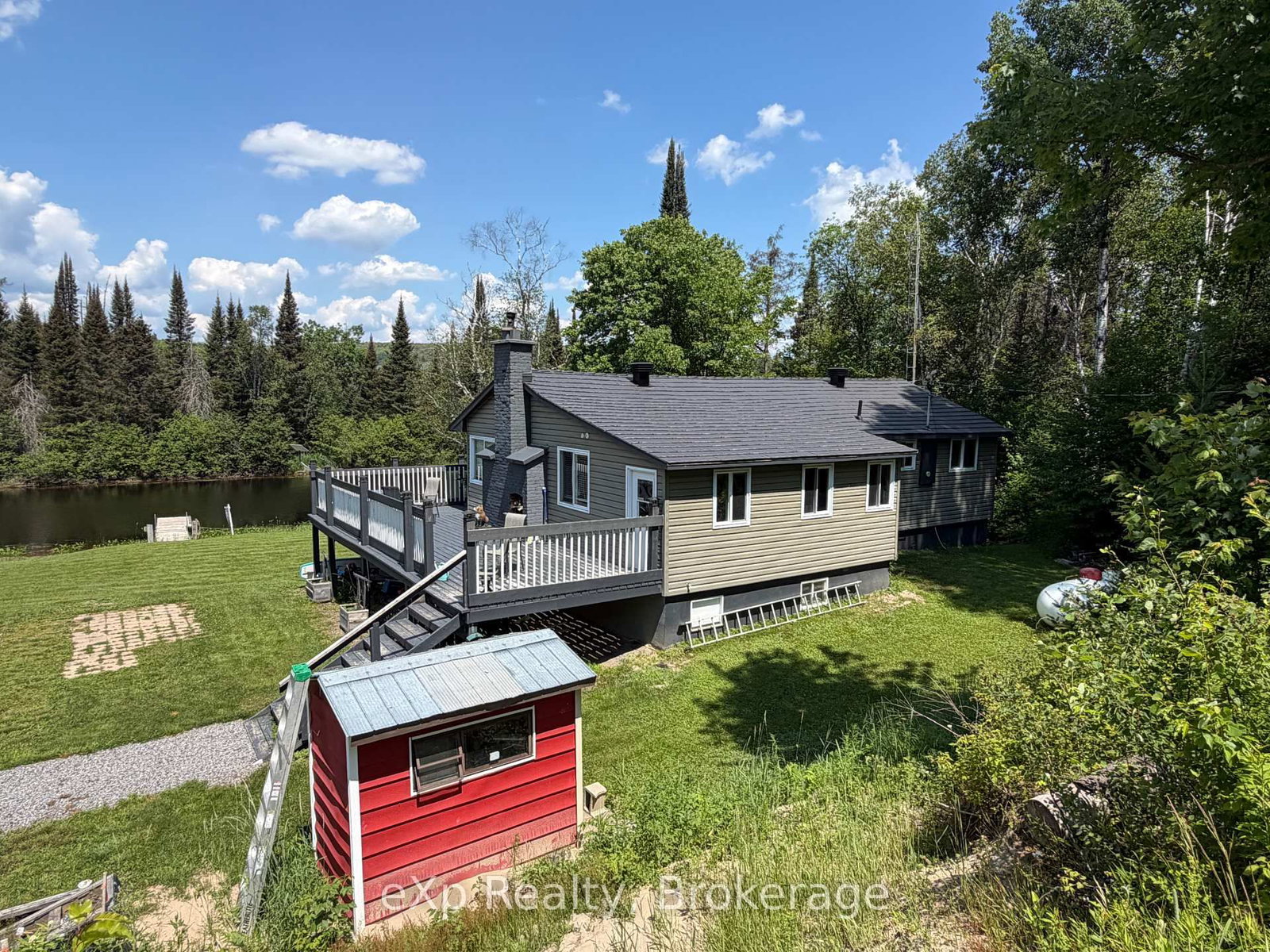 249 River Drive • Burk's Falls, ON photo 15