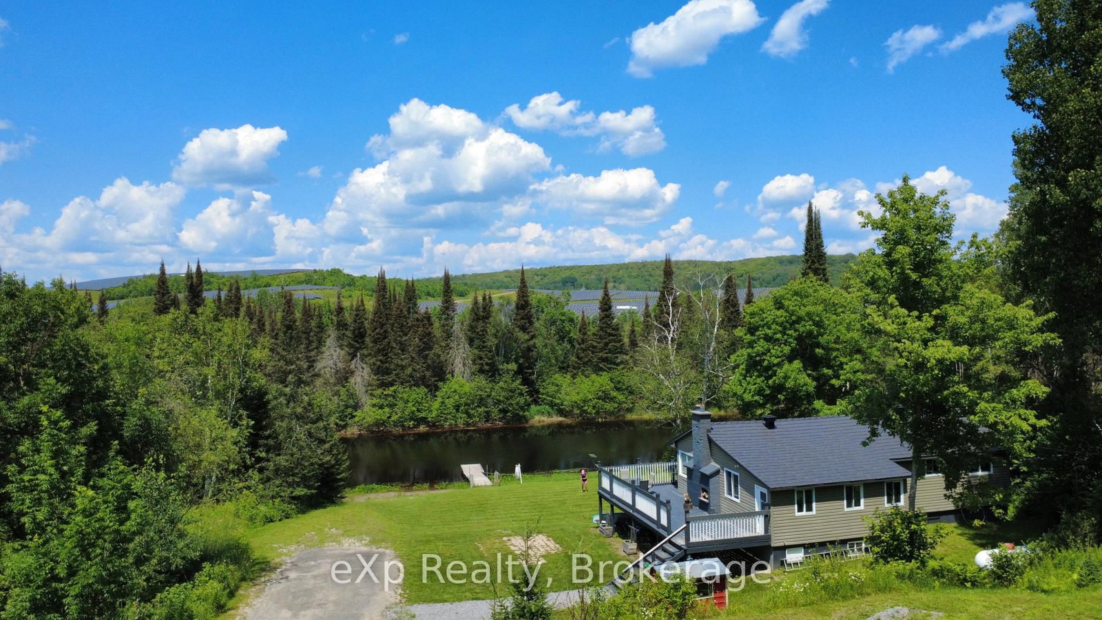 249 River Drive • Burk's Falls, ON photo 16