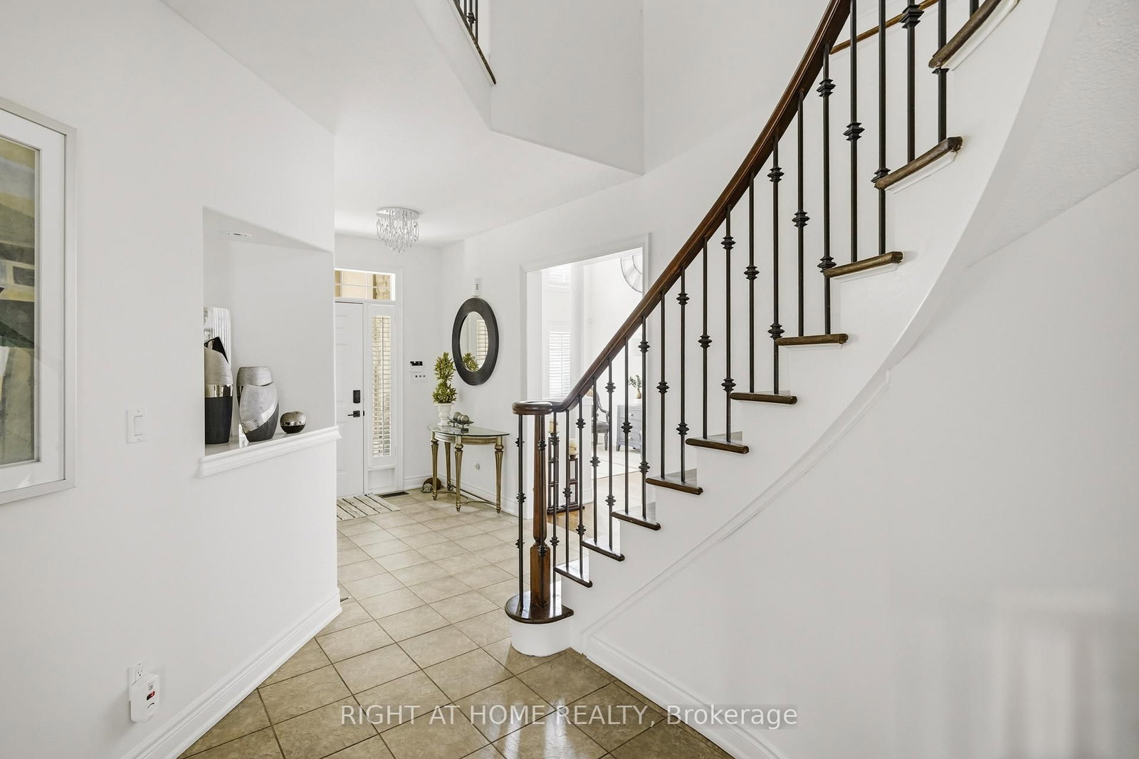 1606 Concession 4 Road • Niagara-on-the-Lake, ON photo 9