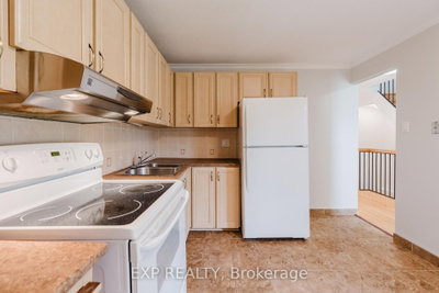 1127 Avignon Court — photo 5