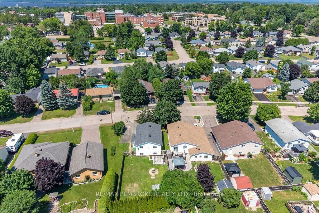 180 Garden Street • Pembroke, ON photo 42