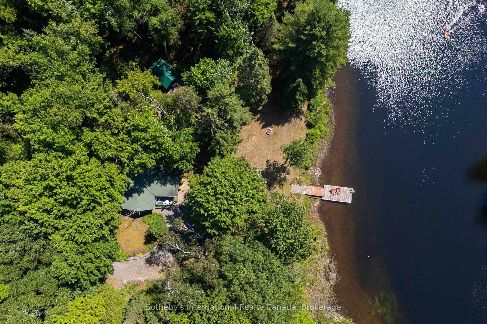 1041 Crockford Lane S • Bracebridge, ON photo 3