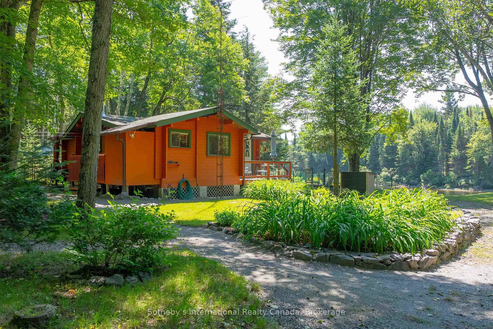 1041 Crockford Lane S • Bracebridge, ON photo 6