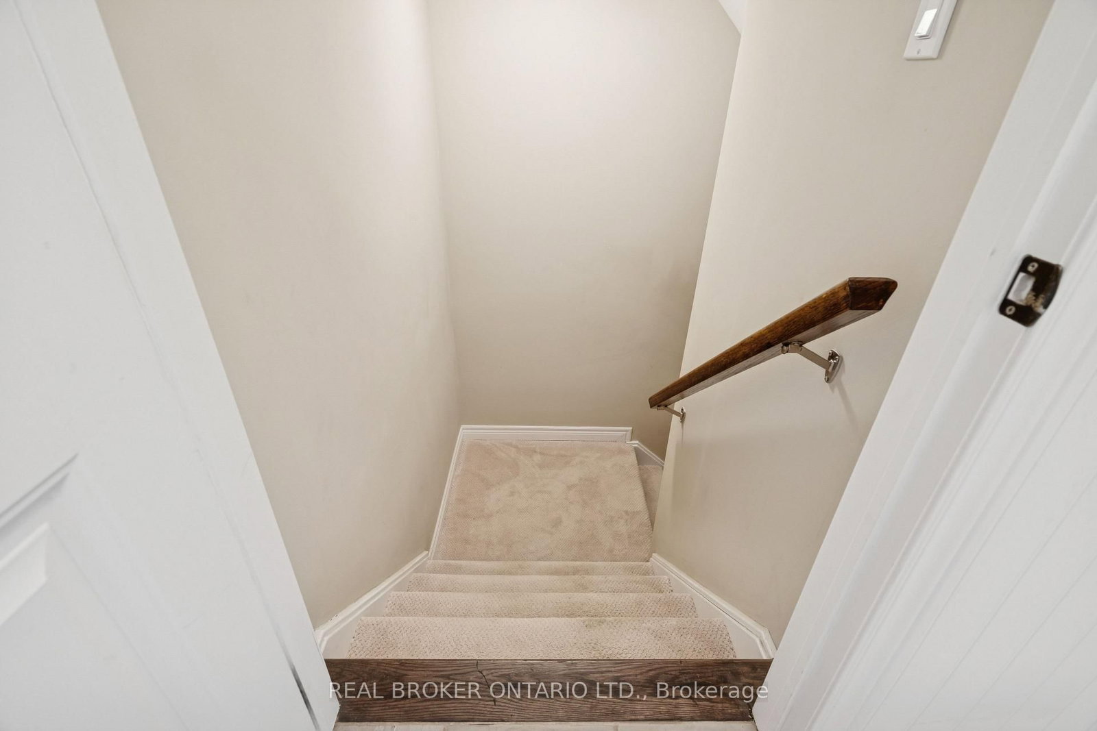 10 Chestnut Drive • Guelph/Eramosa, ON photo 32