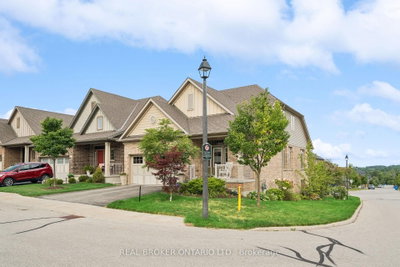 10 Chestnut Drive • Guelph/Eramosa, ON photo 4