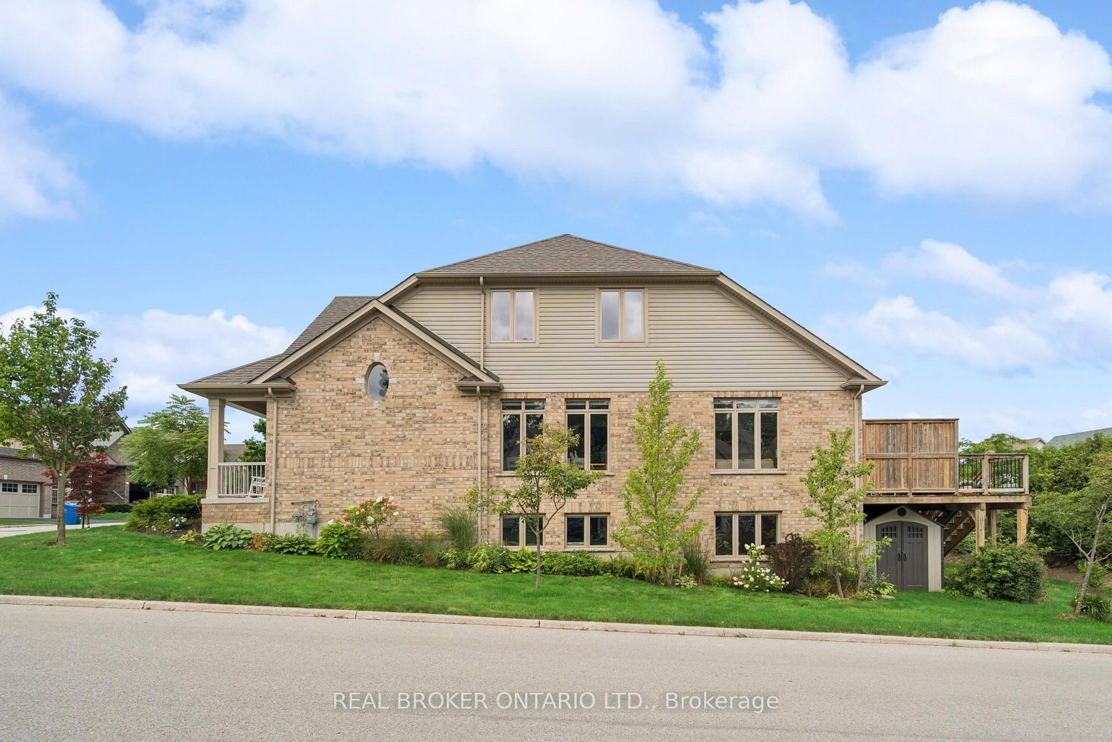 10 Chestnut Drive • Guelph/Eramosa, ON photo 42