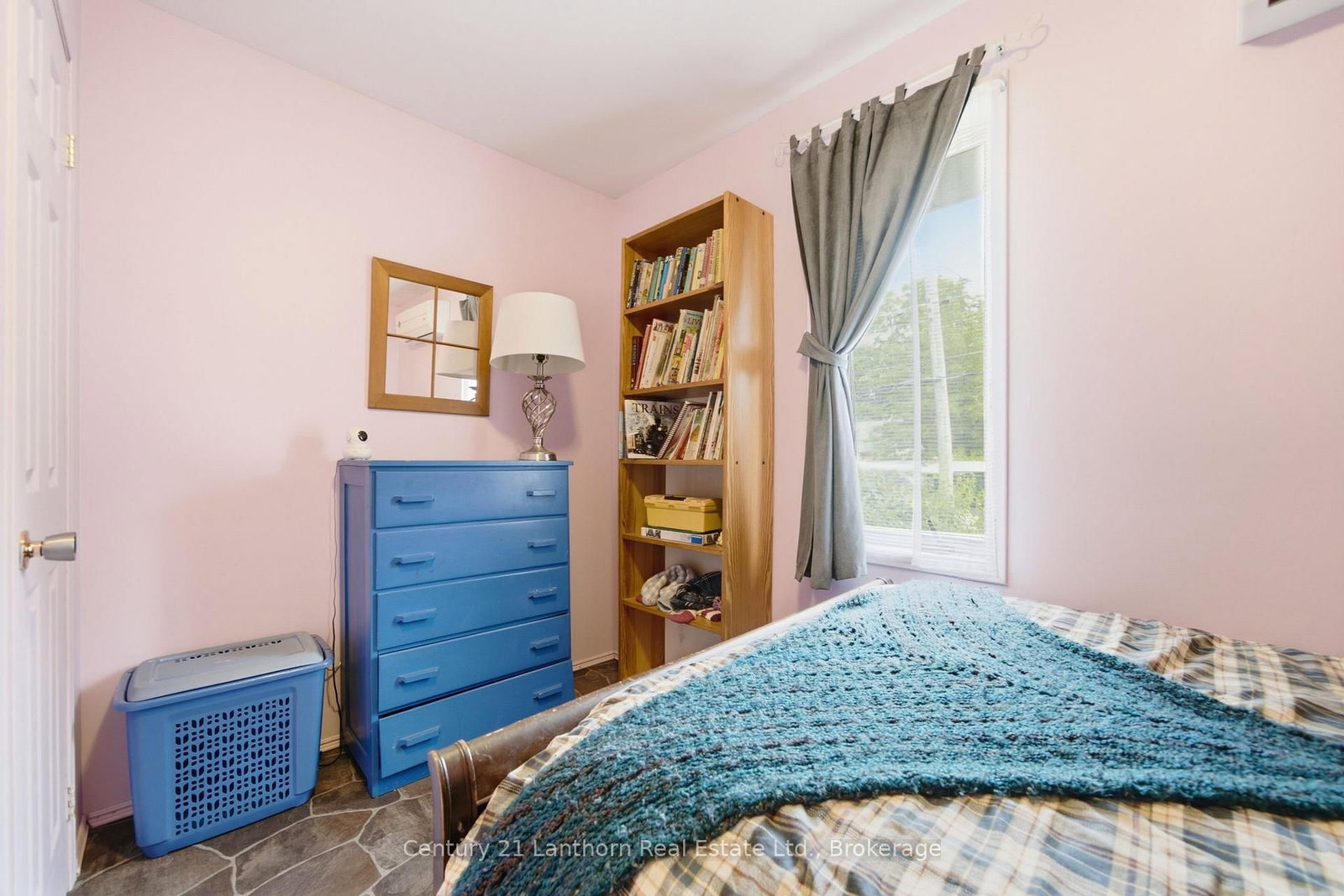 89 Gordon Street • Belleville, ON photo 39