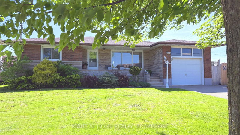 94 Wellington Street, Welland