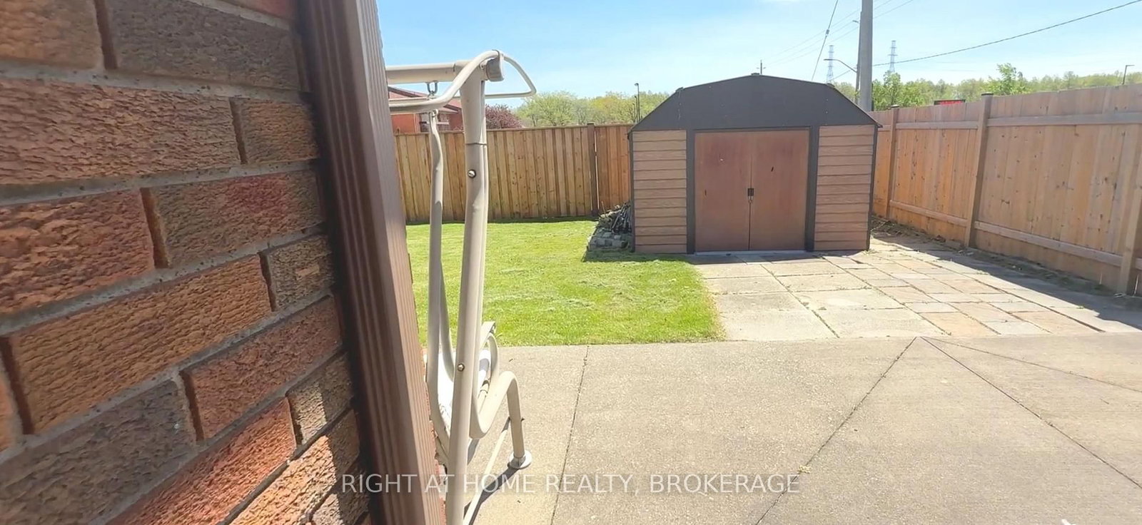 94 Wellington Street • Welland, ON photo 19